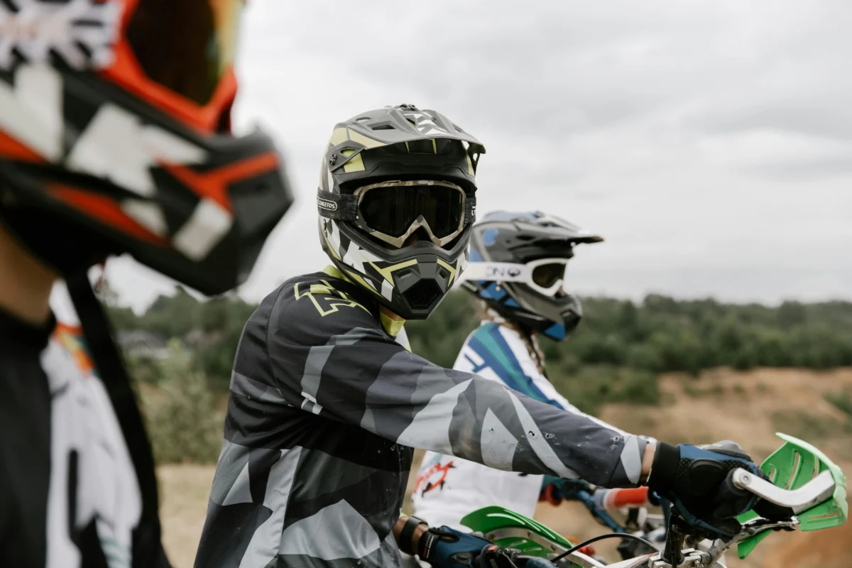 bike-riders